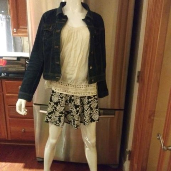 AEO TUNIC - EYELET DESIGN - XS - NEW WITH TAG - Picture 3 of 4